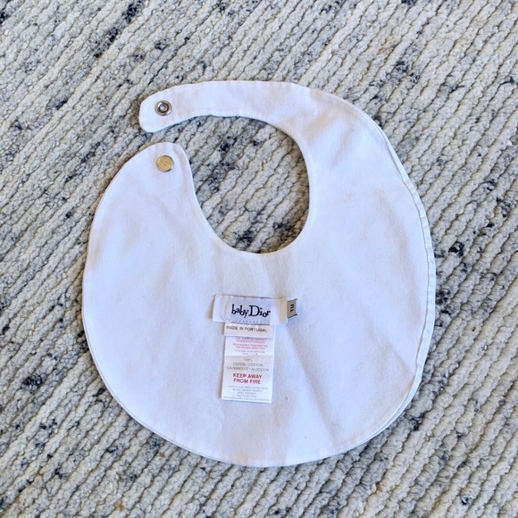Dior baby round bib with bee design - Picture 2 of 2